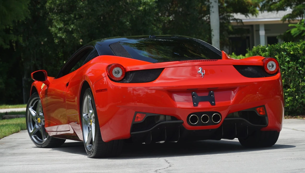 2011 Ferrari 458 Italia - Image 23 of 31