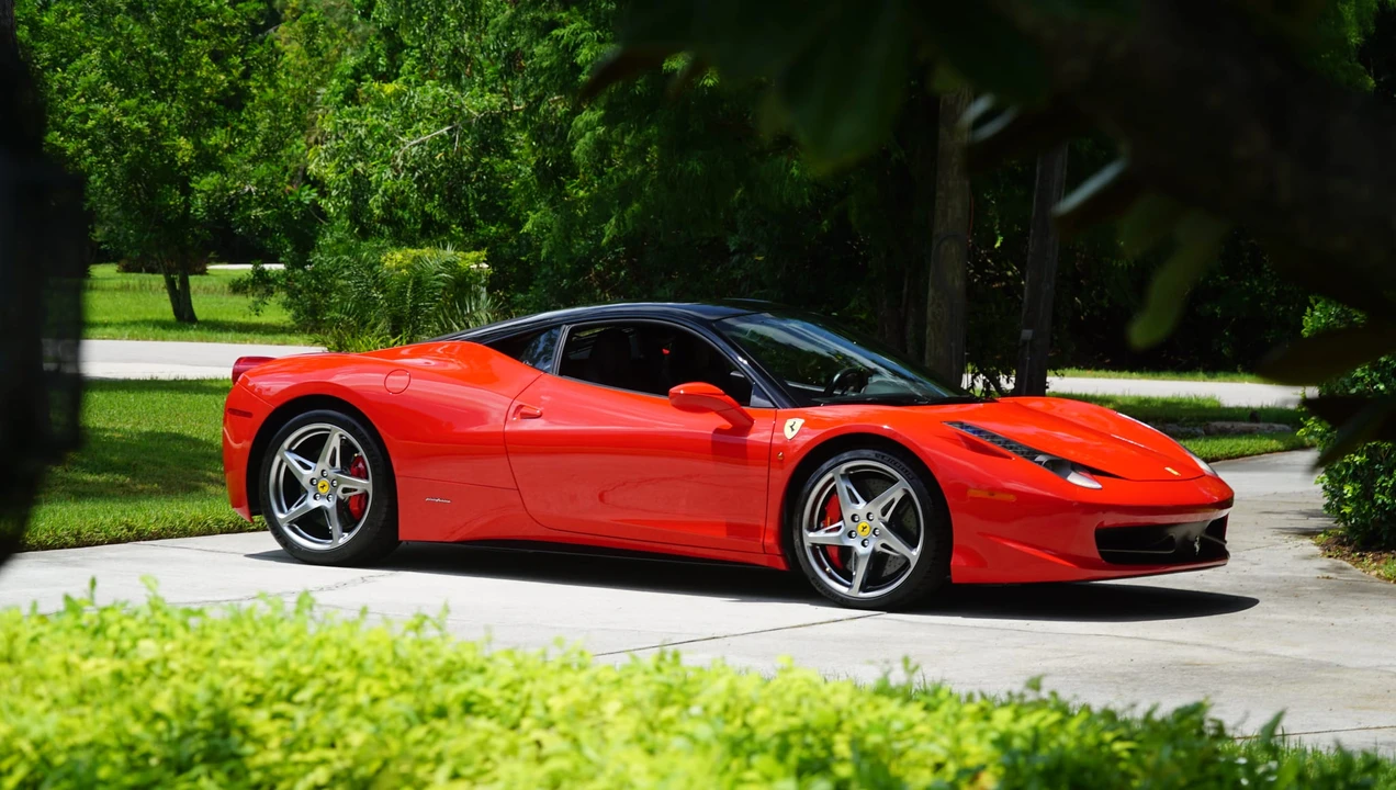 2011 Ferrari 458 Italia - Image 15 of 31