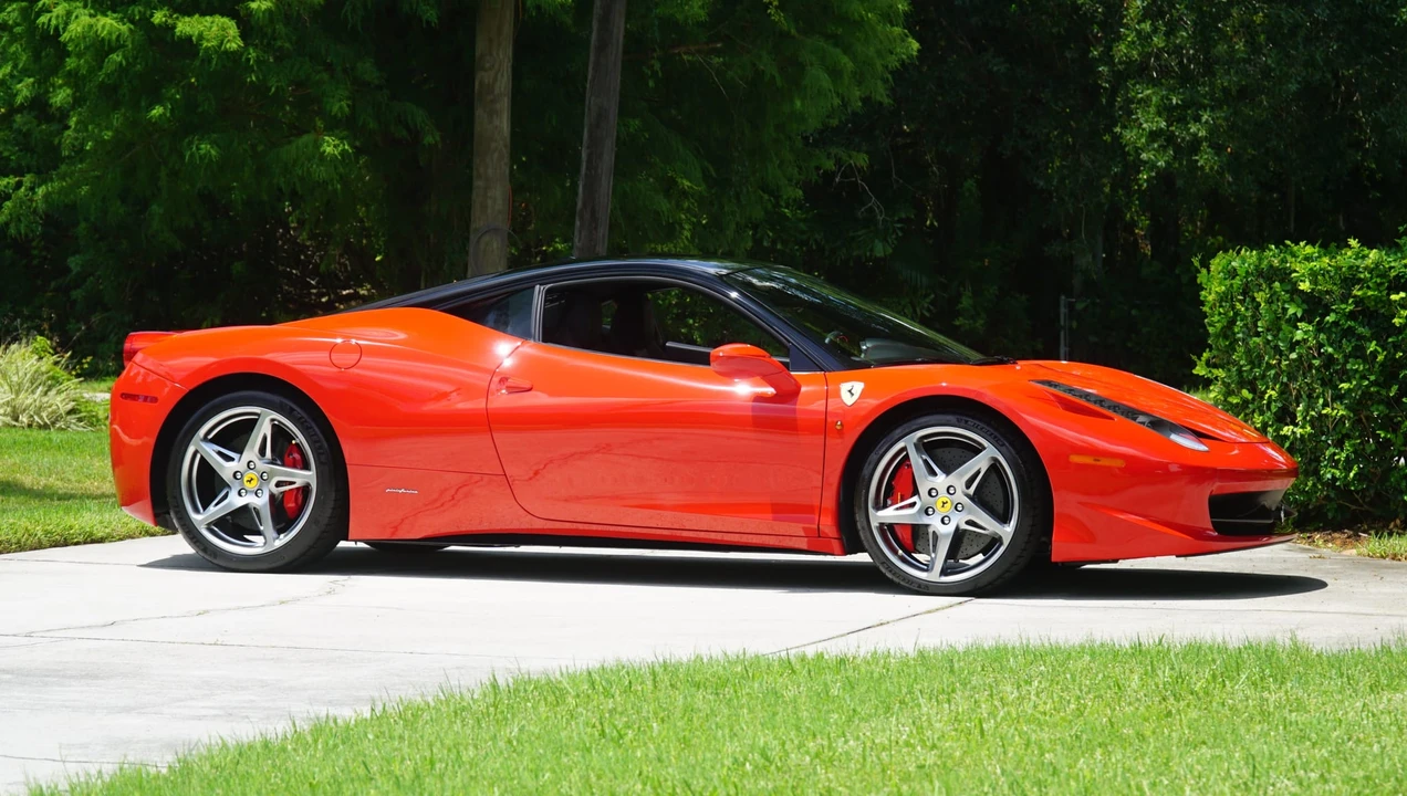 2011 Ferrari 458 Italia - Image 16 of 31