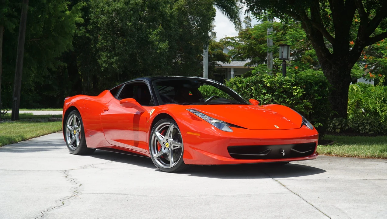 2011 Ferrari 458 Italia - Image 11 of 31