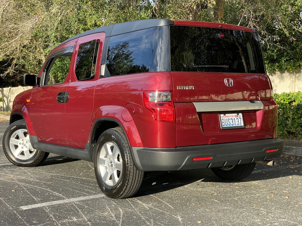 2011 Honda Element - Image 11 of 31