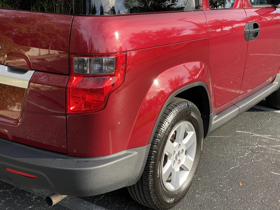 2011 Honda Element - Image 24 of 31
