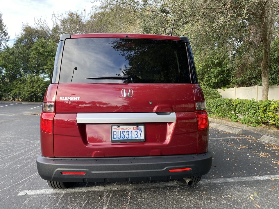2011 Honda Element - Image 9 of 31