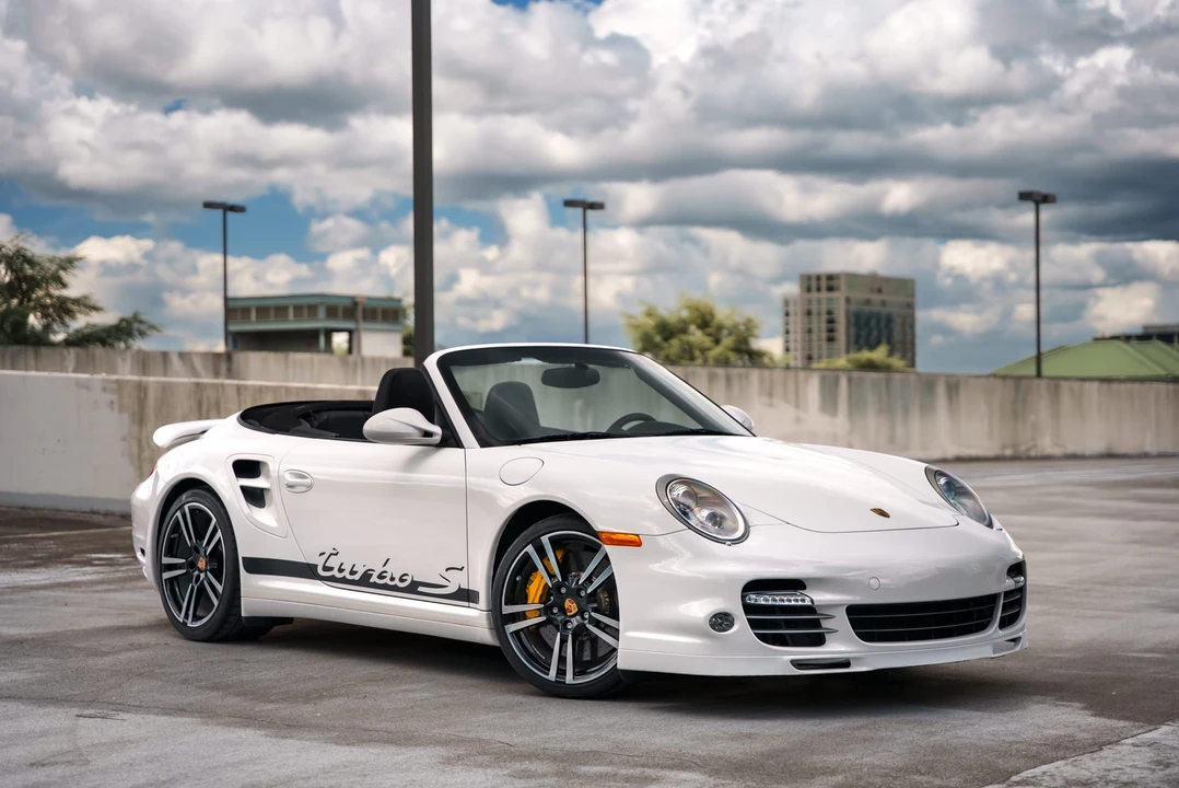 2011 Porsche 997 Turbo S - Image 6 of 31