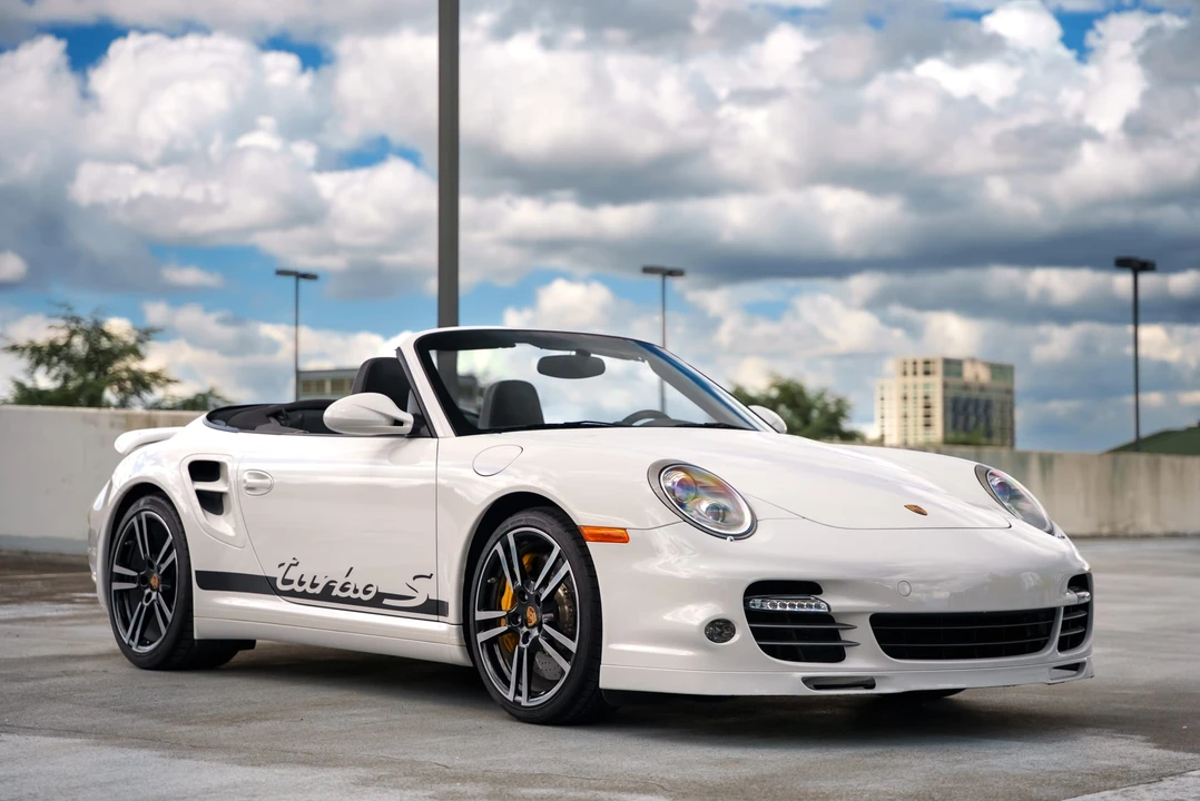 2011 Porsche 997 Turbo S - Image 7 of 31
