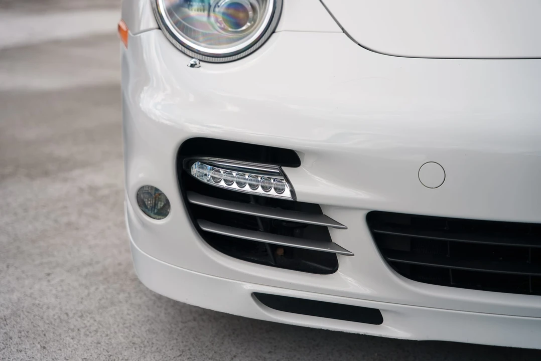 2011 Porsche 997 Turbo S - Image 19 of 31