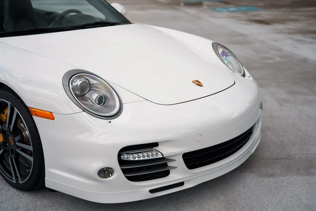 2011 Porsche 997 Turbo S - Image 20 of 31