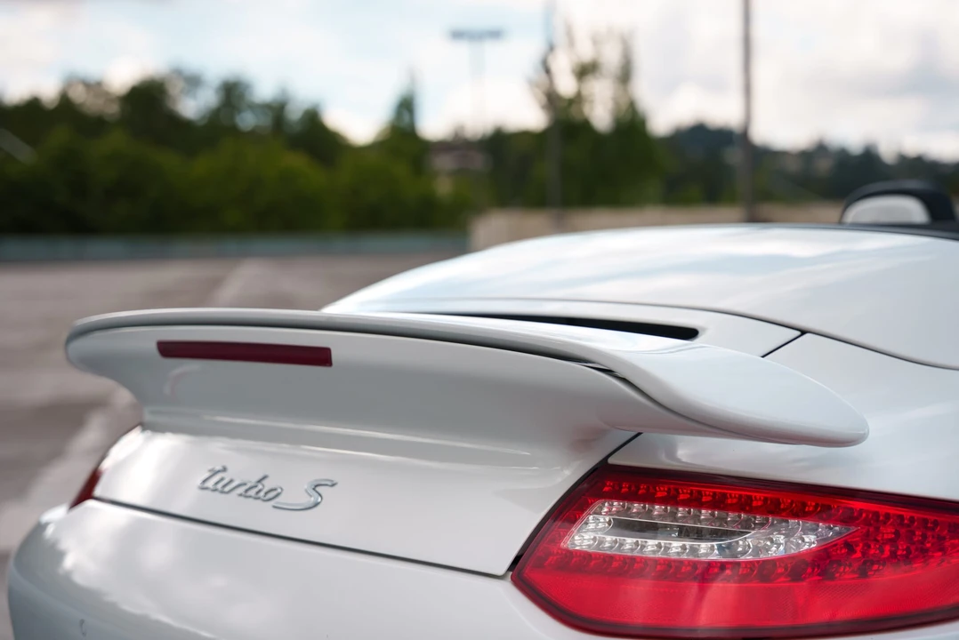 2011 Porsche 997 Turbo S - Image 25 of 31