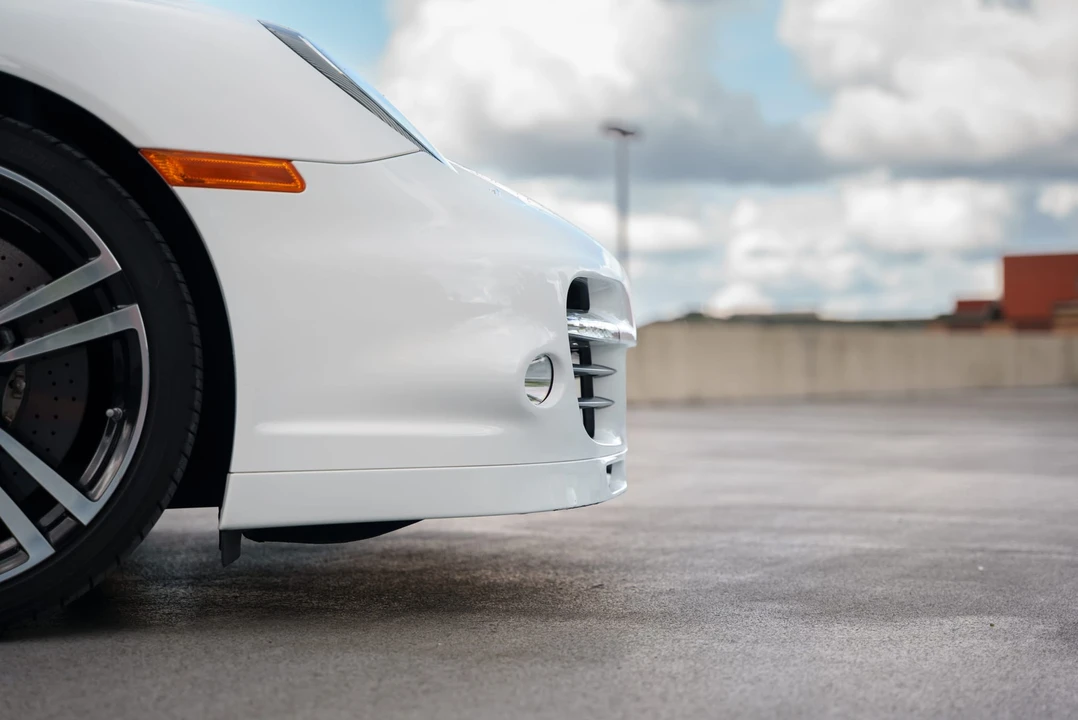 2011 Porsche 997 Turbo S - Image 22 of 31