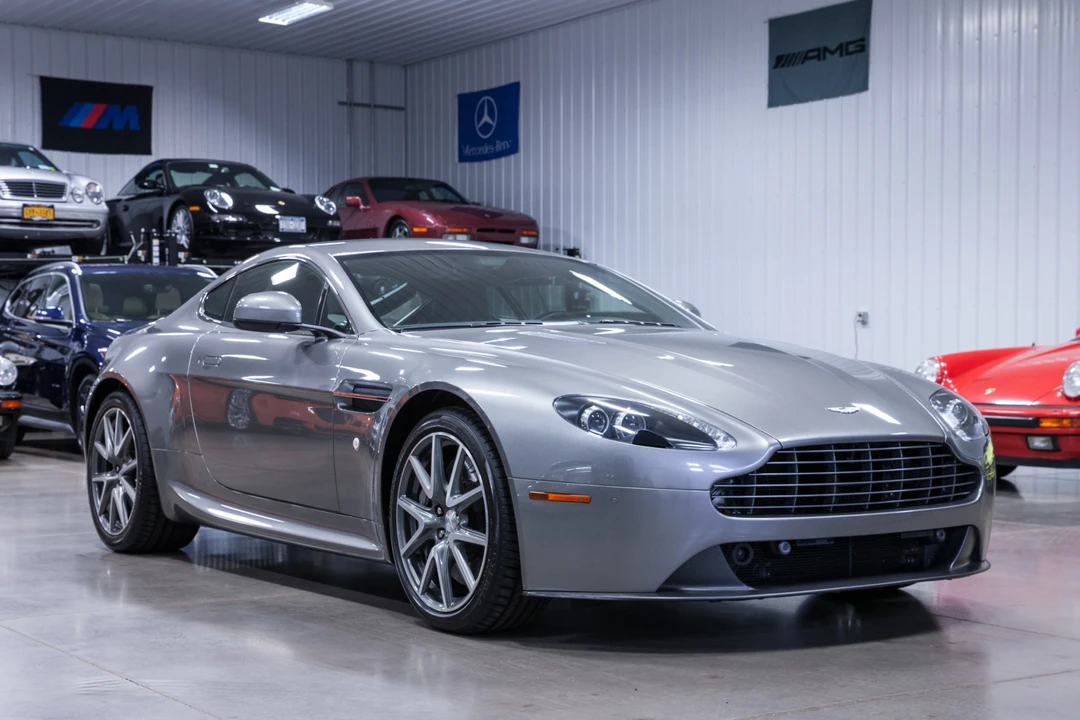 2012 Aston Martin V8 Vantage (2006-2017) - Image 1 of 31