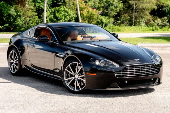2012 Aston Martin V8 Vantage Coupe