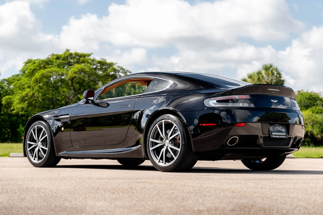 2012 Aston Martin V8 Vantage (2006-2017) - Image 11 of 31