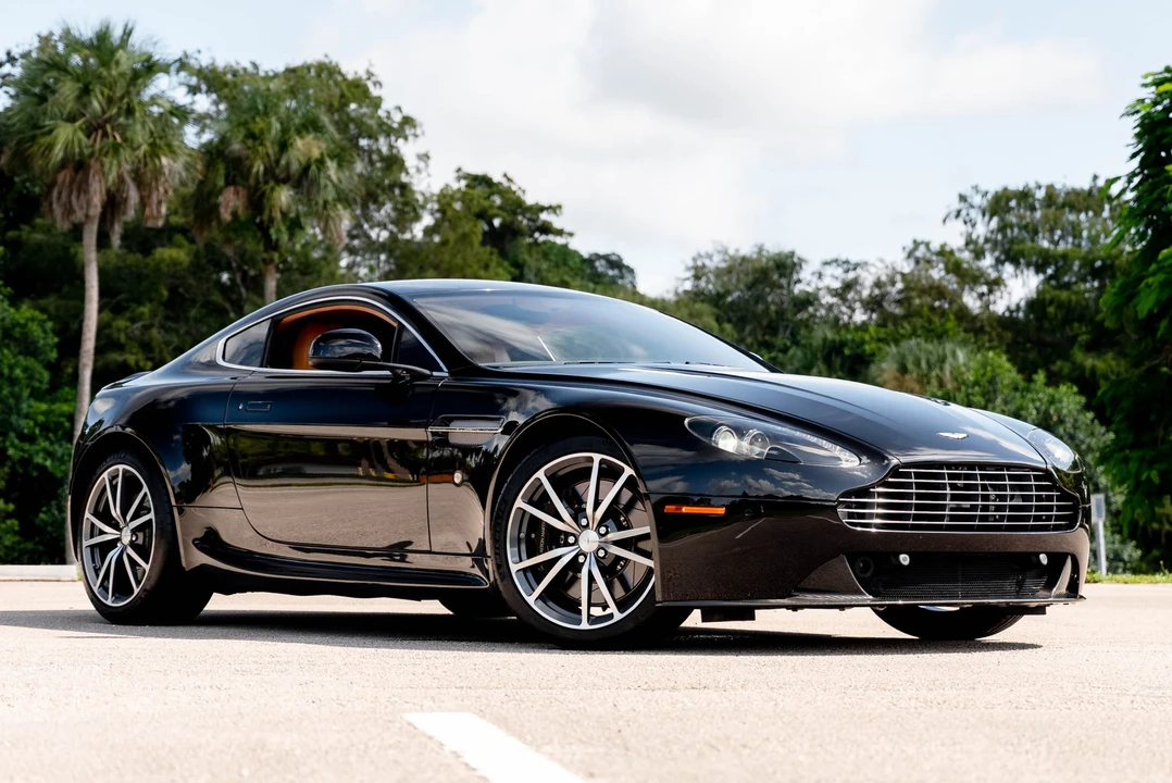 2012 Aston Martin V8 Vantage (2006-2017) - Image 6 of 31