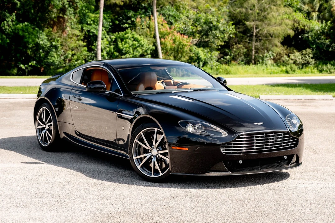 2012 Aston Martin V8 Vantage (2006-2017) - Image 5 of 31
