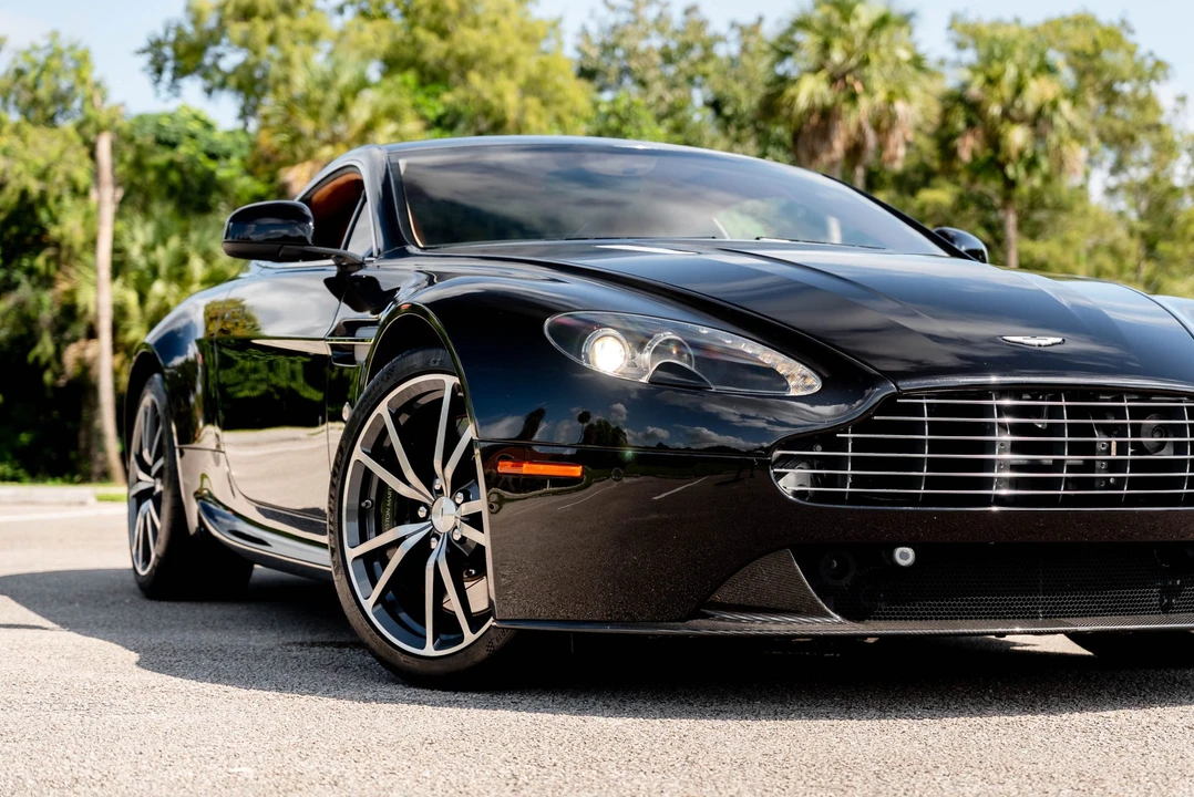2012 Aston Martin V8 Vantage (2006-2017) - Image 15 of 31