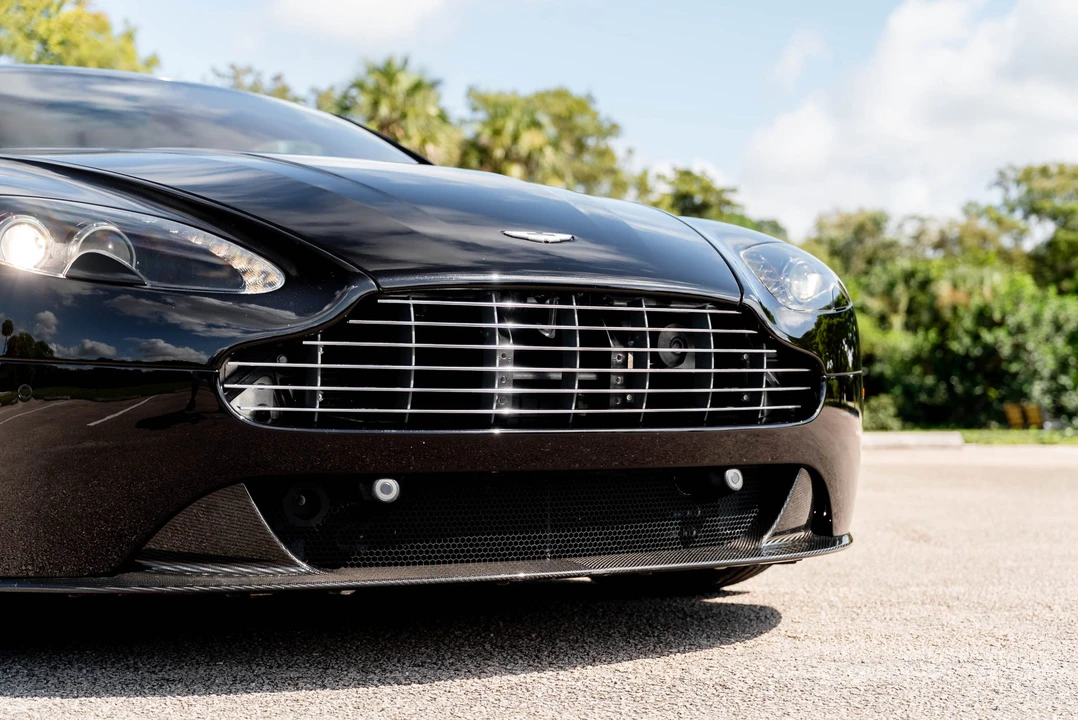 2012 Aston Martin V8 Vantage (2006-2017) - Image 17 of 31