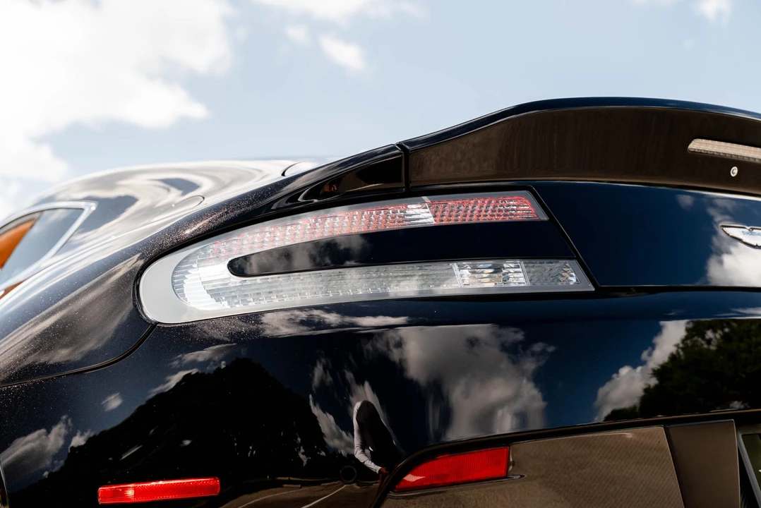 2012 Aston Martin V8 Vantage (2006-2017) - Image 22 of 31