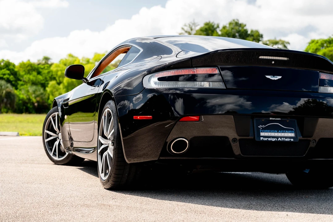 2012 Aston Martin V8 Vantage (2006-2017) - Image 21 of 31