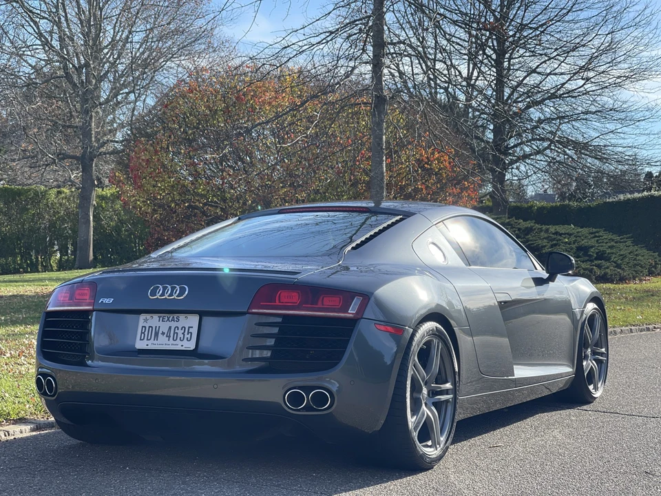 2012 Audi 42 R8 - Image 26 of 31