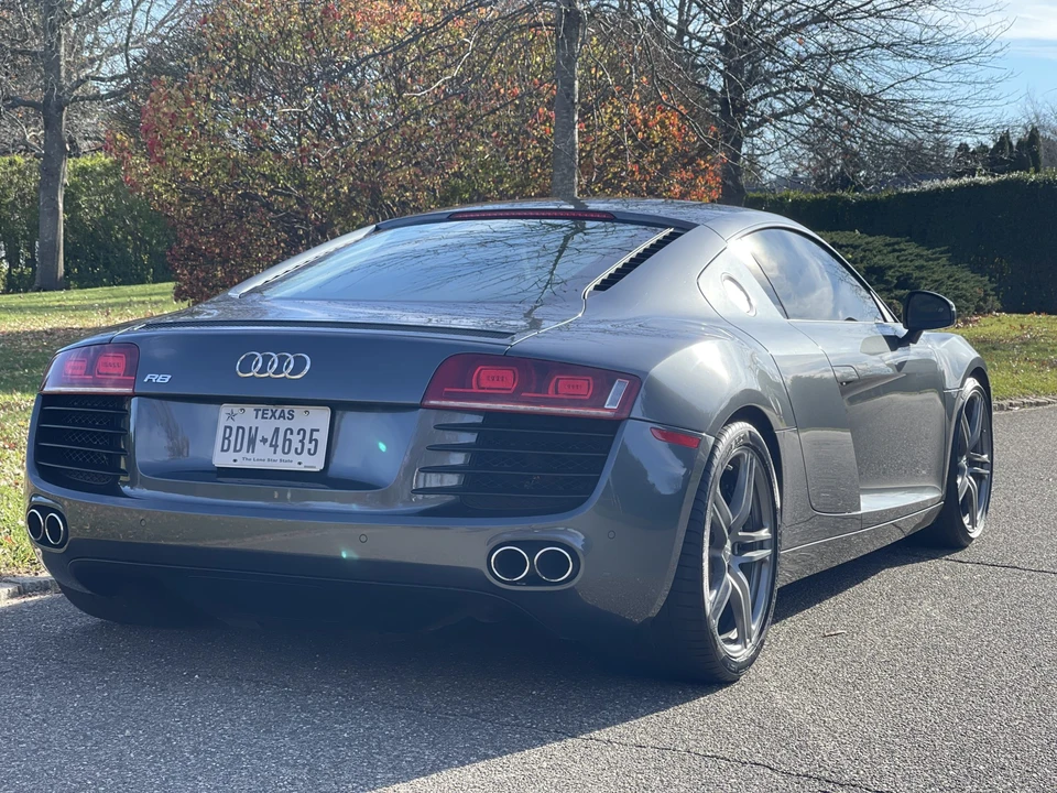 2012 Audi 42 R8 - Image 27 of 31