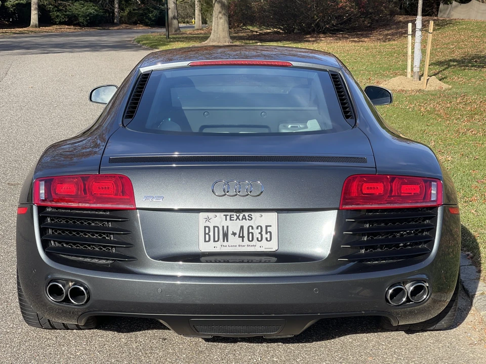 2012 Audi 42 R8 - Image 29 of 31