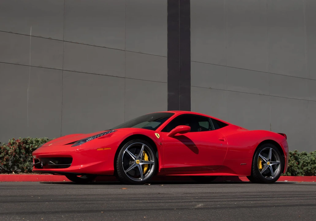 2012 Ferrari 458 Italia - Image 9 of 31