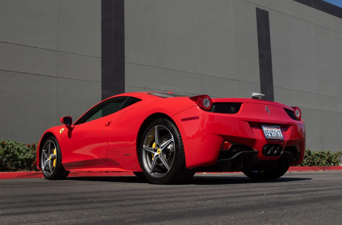 2012 Ferrari 458 Italia - Image 11 of 31