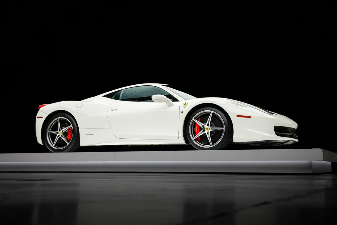 2012 Ferrari 458 Italia - Image 17 of 31
