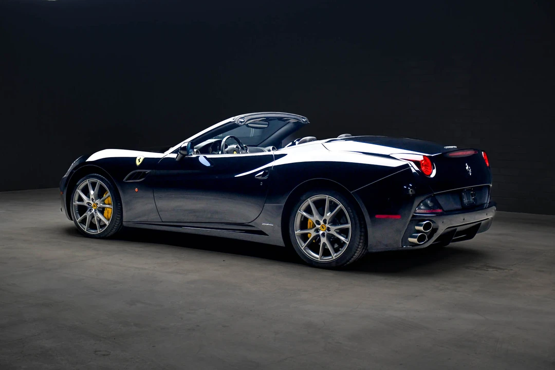 2012 Ferrari California - Image 14 of 31