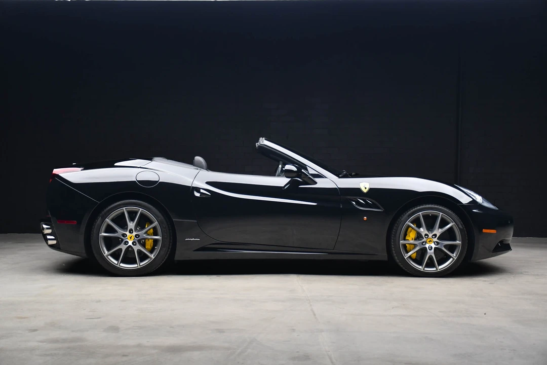 2012 Ferrari California - Image 19 of 31