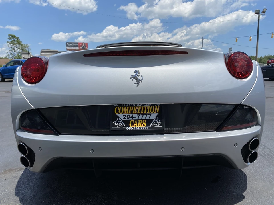2012 Ferrari California - Image 9 of 31