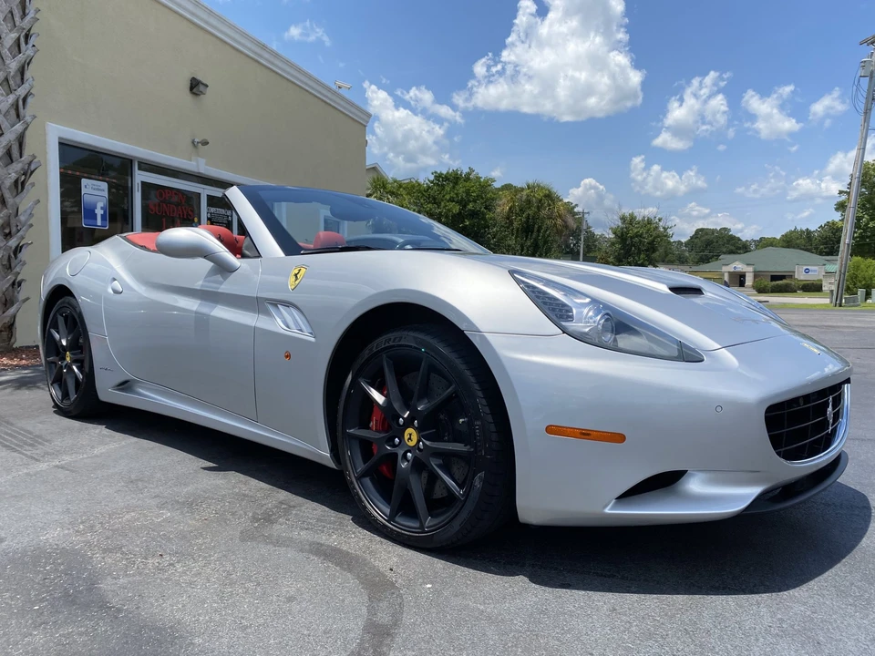 2012 Ferrari California - Image 3 of 31
