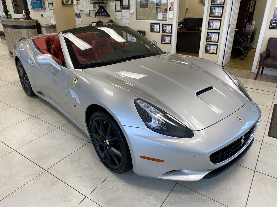 2012 Ferrari California - Image 20 of 31