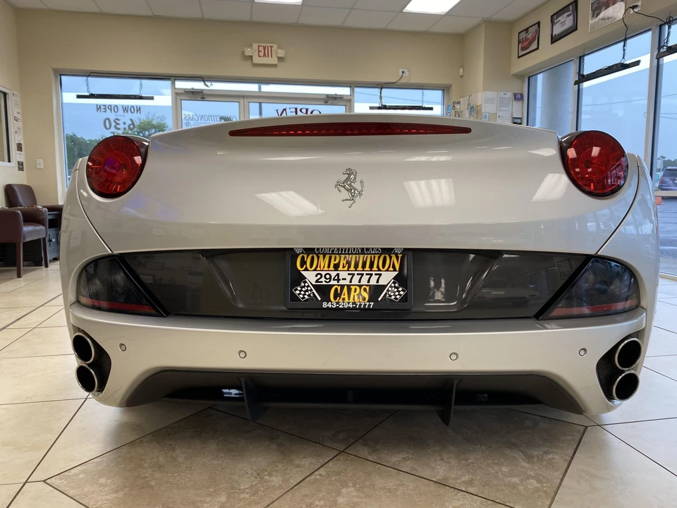 2012 Ferrari California - Image 27 of 31