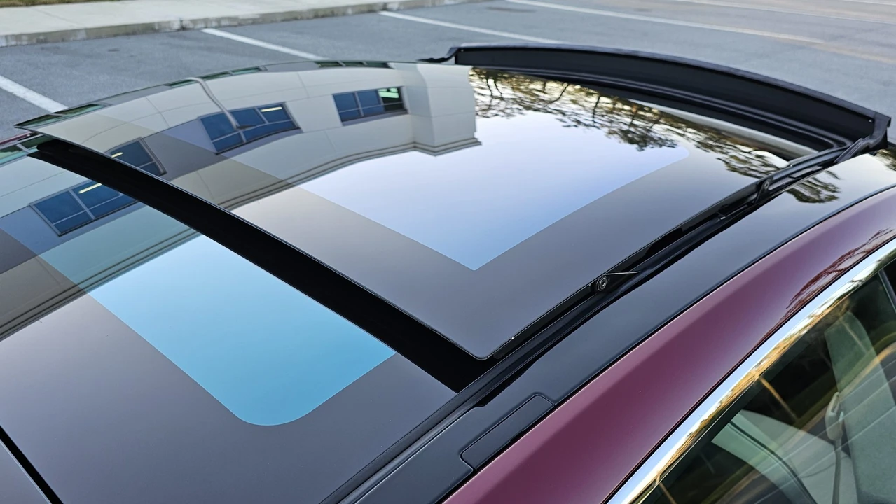 2012 Tesla Model S - Image 26 of 31