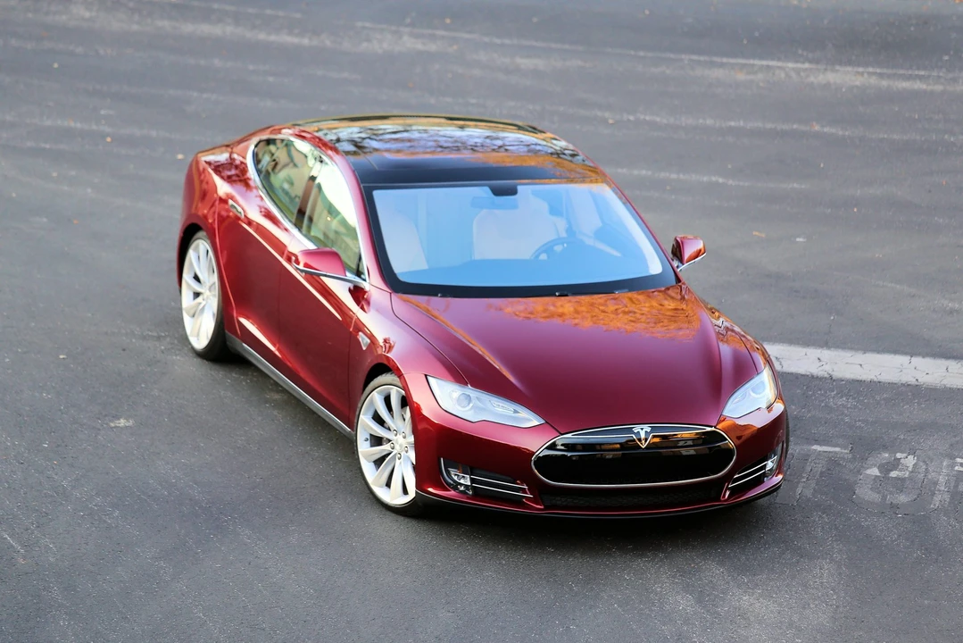 2012 Tesla Model S - Image 18 of 31