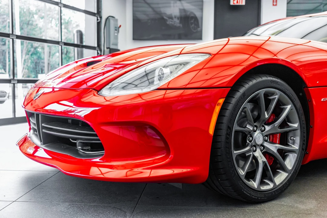2013 Dodge Viper 5th Gen - Image 14 of 31