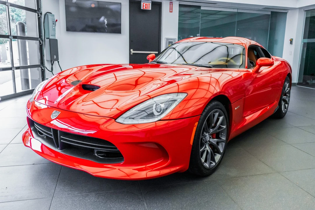 2013 Dodge Viper 5th Gen - Image 2 of 31