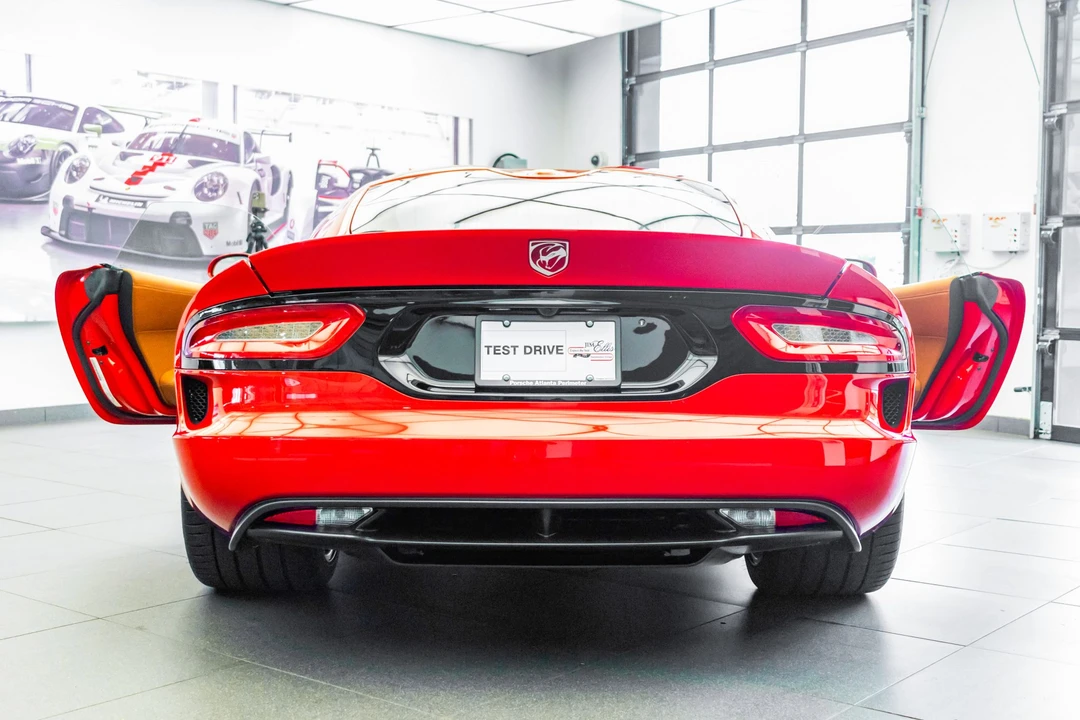 2013 Dodge Viper 5th Gen - Image 9 of 31