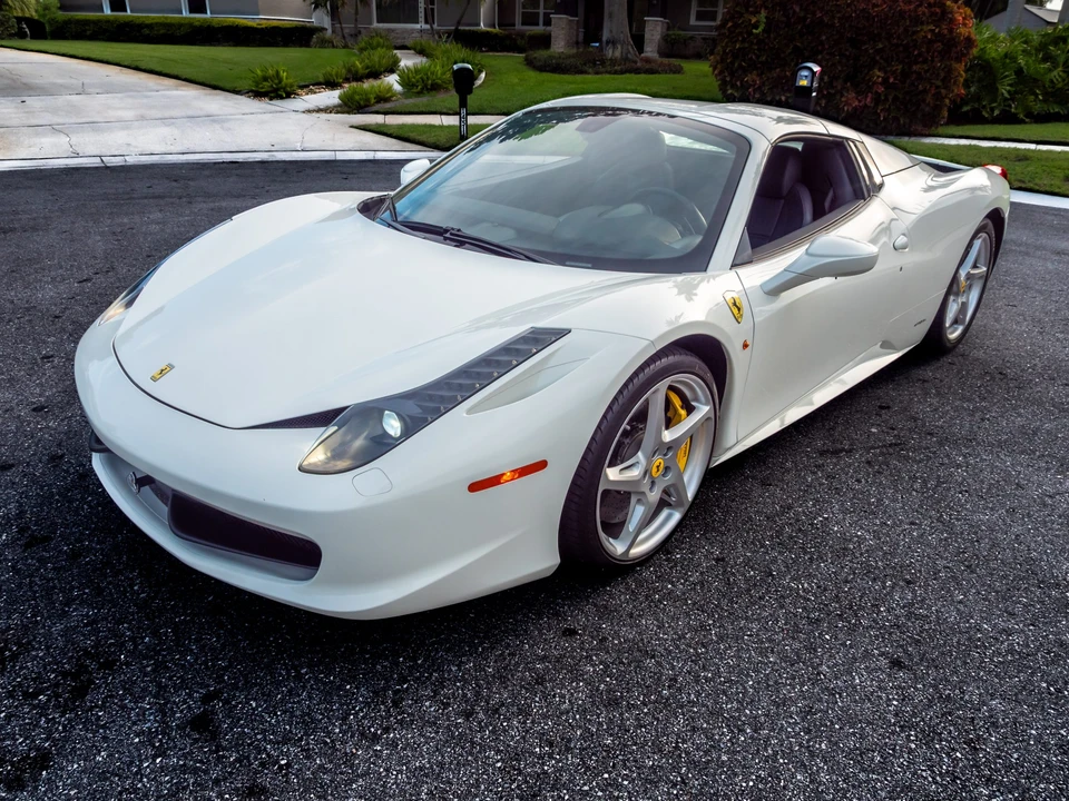 2013 Ferrari 458 Spider - Image 18 of 31