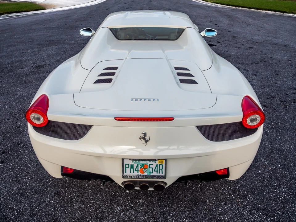 2013 Ferrari 458 Spider - Image 29 of 31