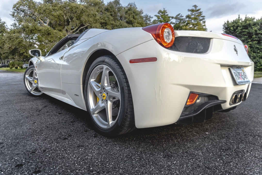 2013 Ferrari 458 Spider - Image 14 of 31