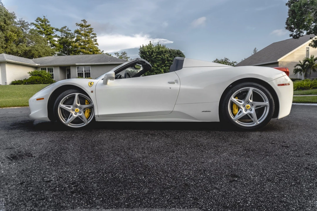 2013 Ferrari 458 Spider - Image 17 of 31