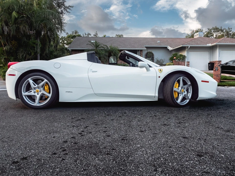 2013 Ferrari 458 Spider - Image 8 of 31