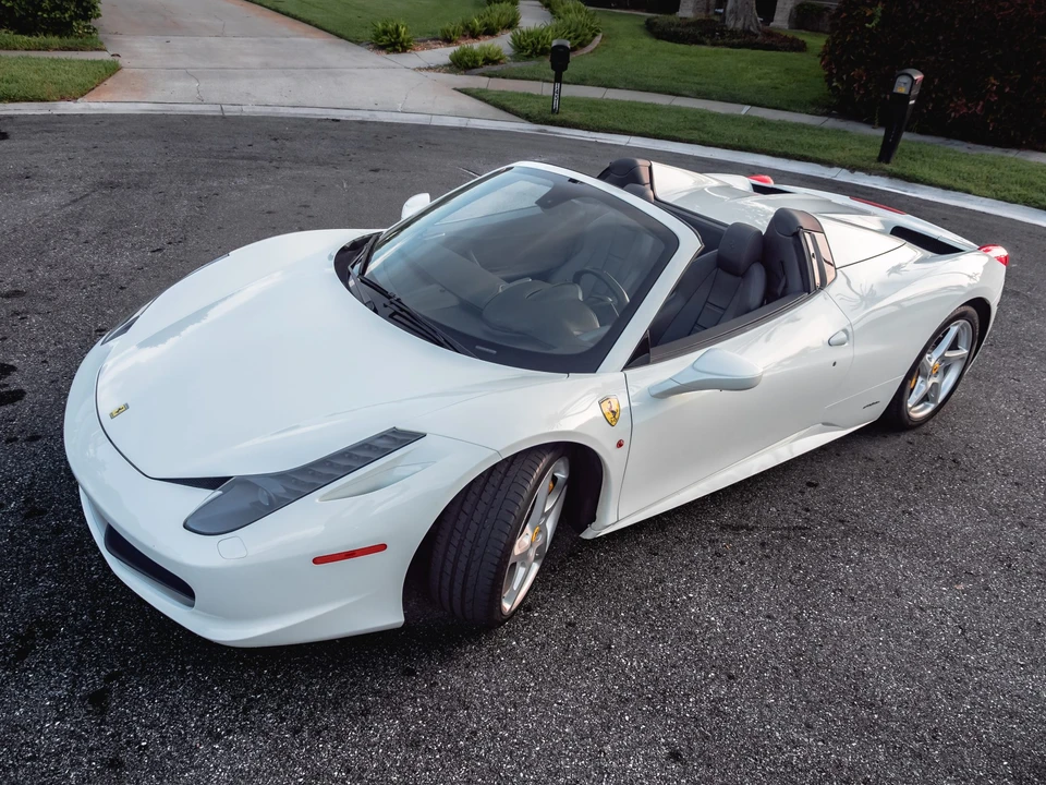 2013 Ferrari 458 Spider - Image 2 of 31