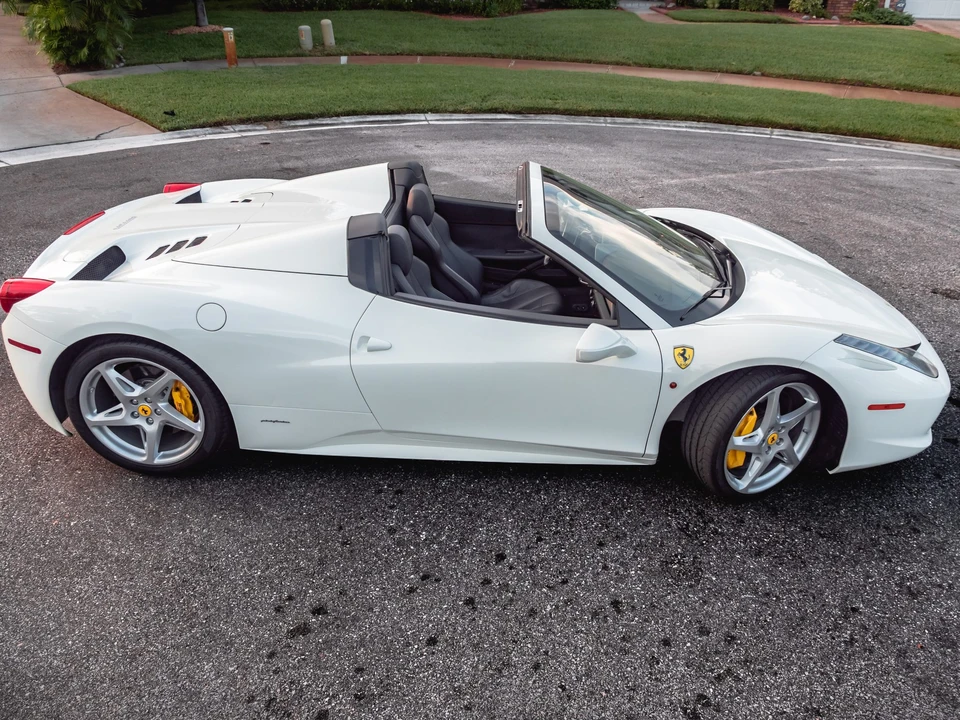 2013 Ferrari 458 Spider - Image 7 of 31