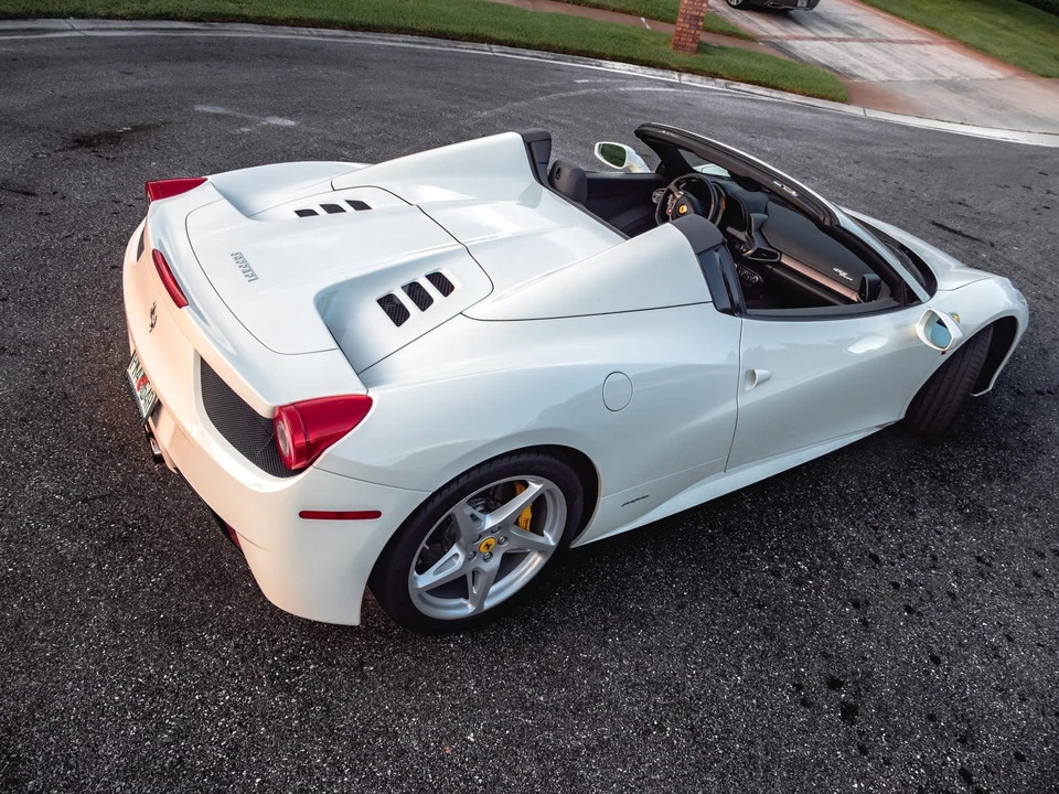 2013 Ferrari 458 Spider - Image 10 of 31