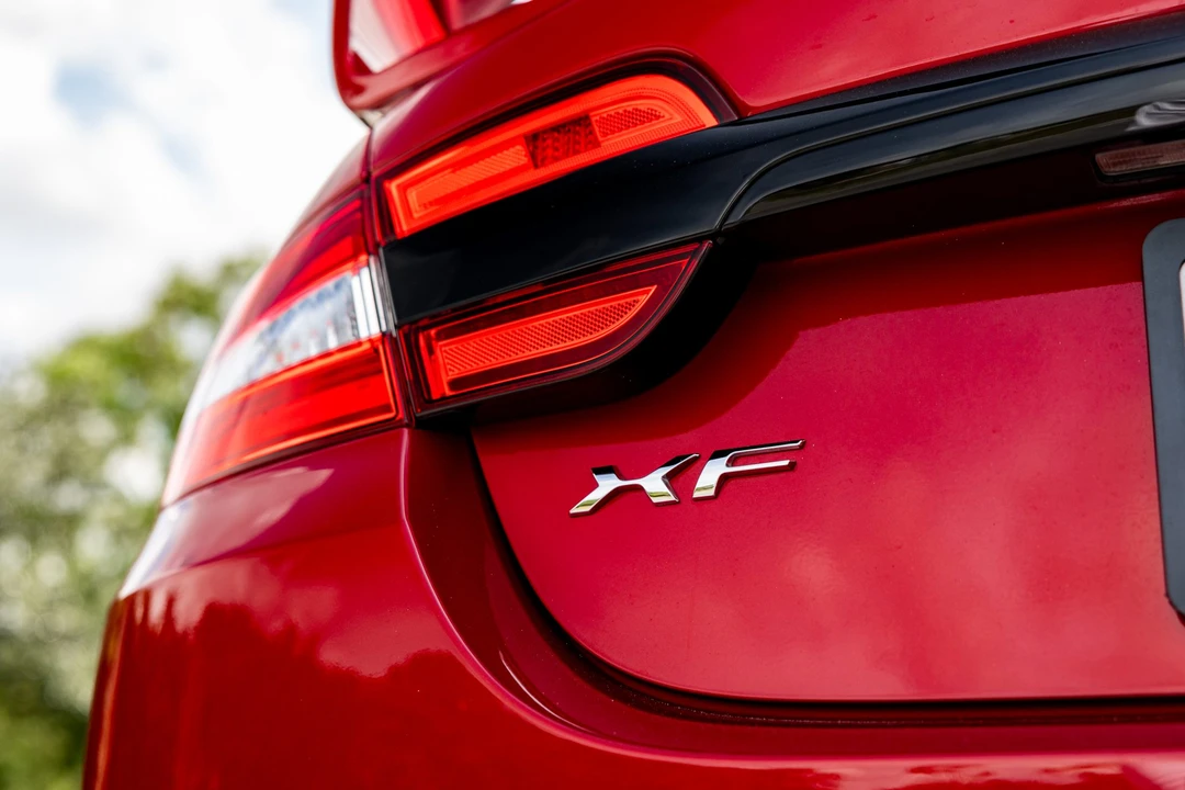 2013 Jaguar X250 XFR - Image 18 of 31
