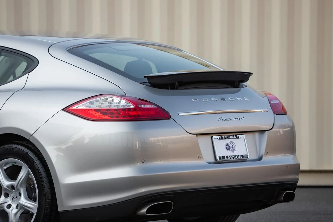 2013 Porsche 970 Panamera - Image 30 of 31
