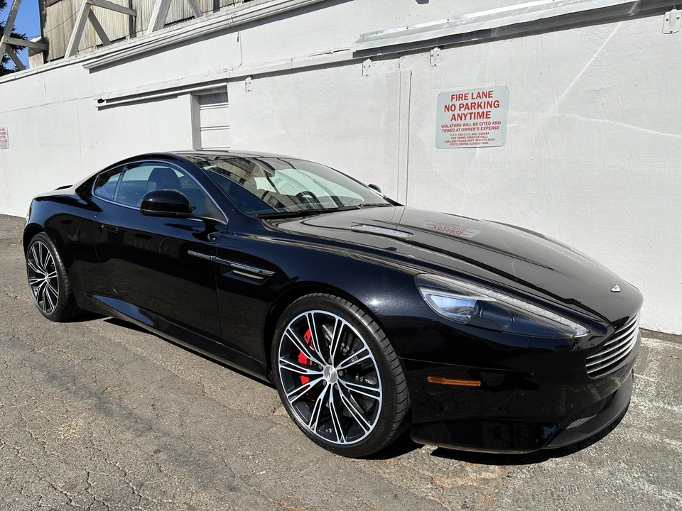 2014 Aston Martin DB9 - Image 16 of 31